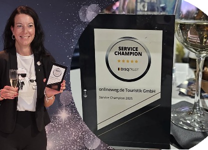 Melanie Willer mit Auszeichnung Service Champion 2025